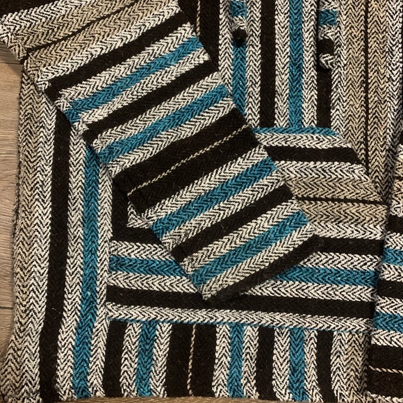 Men’s Large Drug Rug - Picture 5 of 7